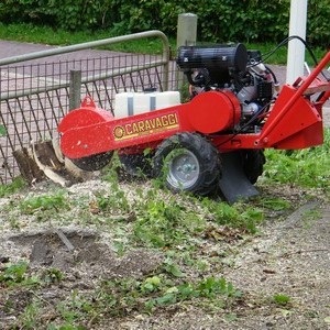 Stobbenfrezen - Boomkapbedrijf De Winter Wirdum Groningen - Boomkap Stobbenfrezen Versnipperen